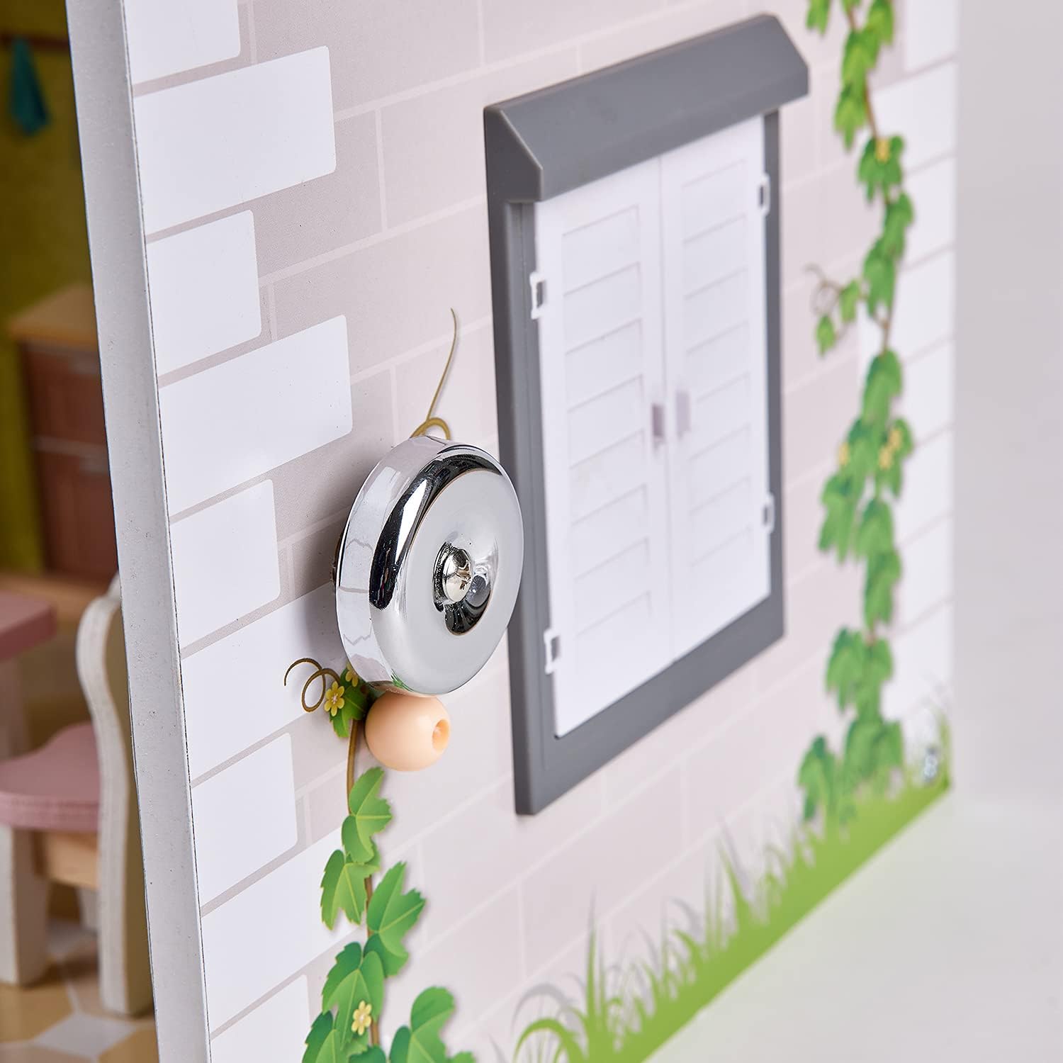 Дървен комплект Hape Къща за кукли с LED светлина 18 части - Image 5